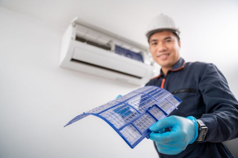 Hướng dẫn bảo trì máy lạnh định kỳ tại nhà chi tiết, dễ làm